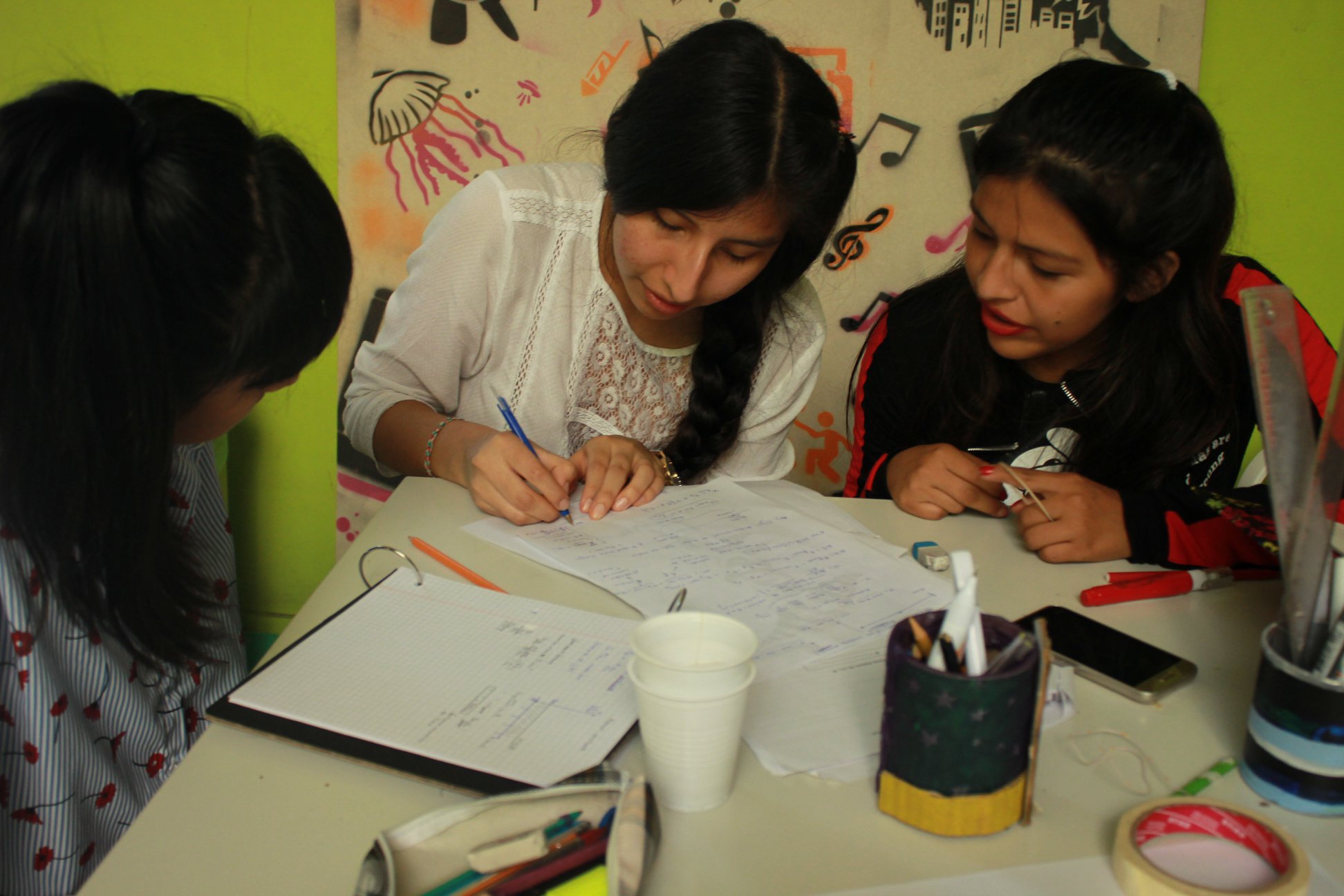 Teacher assistant at Foundation Puerta 18